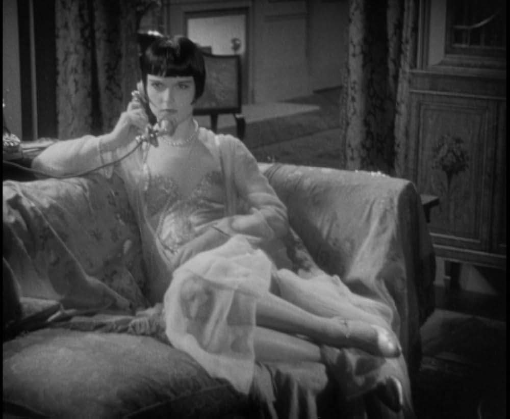 カナリヤ殺人事件の画像