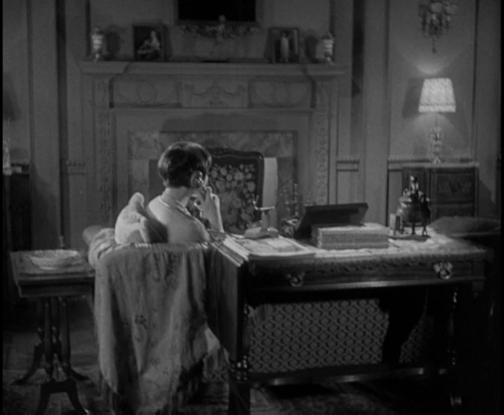 カナリヤ殺人事件の画像