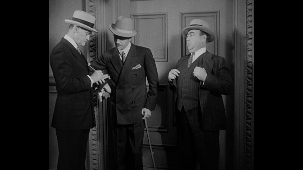 カナリヤ殺人事件の画像