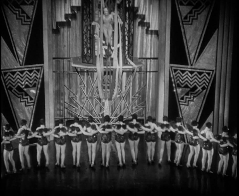 カナリヤ殺人事件の画像