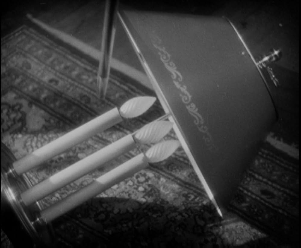 カナリヤ殺人事件の画像