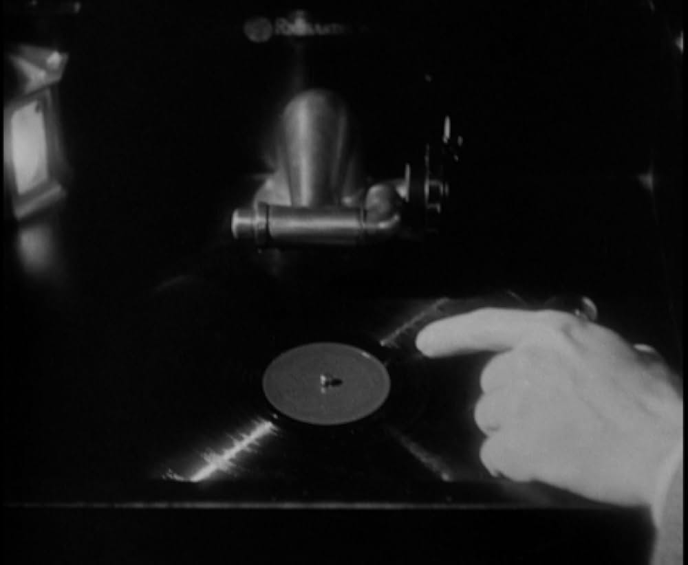 カナリヤ殺人事件の画像