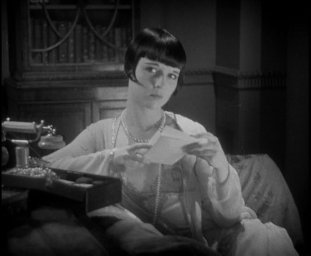 カナリヤ殺人事件の画像