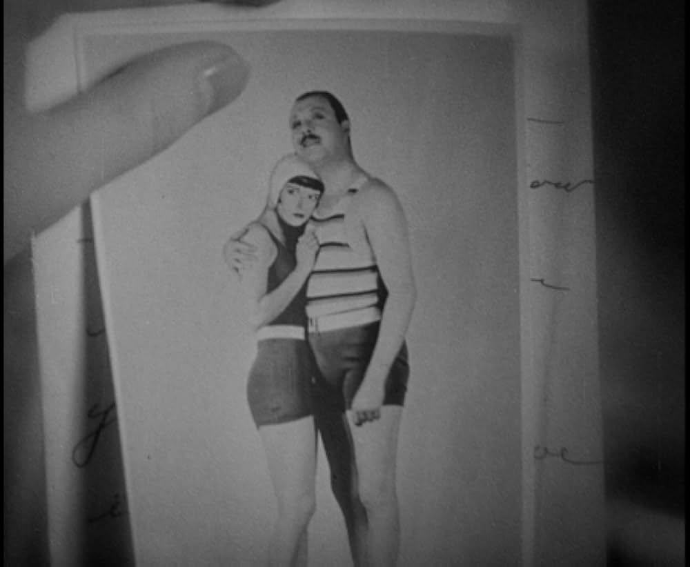 カナリヤ殺人事件の画像