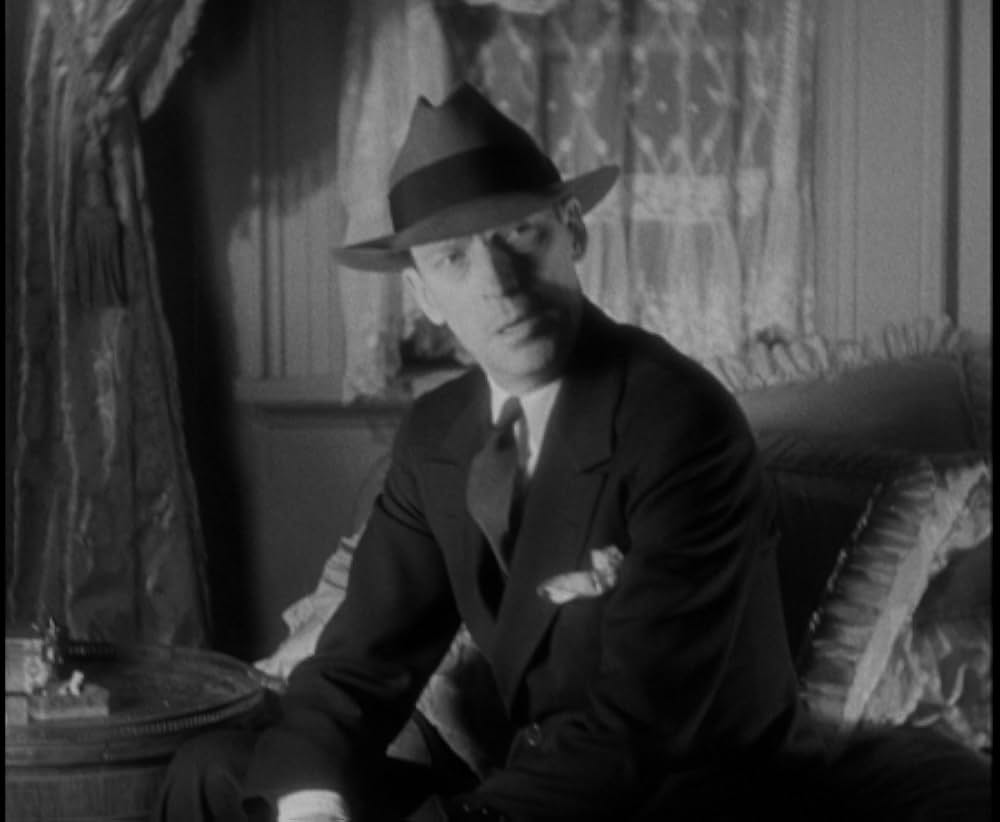 カナリヤ殺人事件の画像