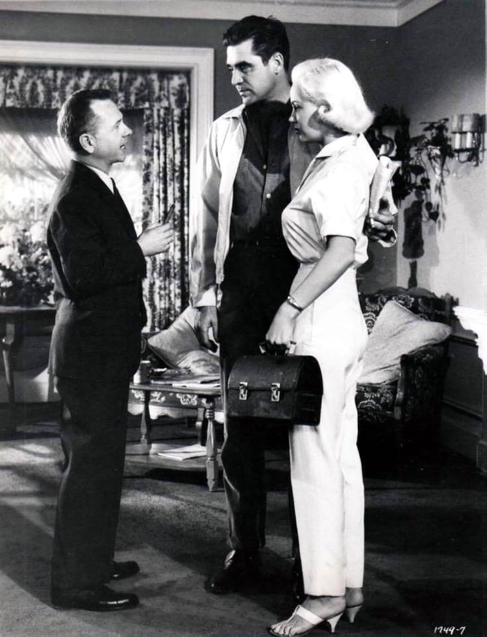 私刑（リンチ）街の画像