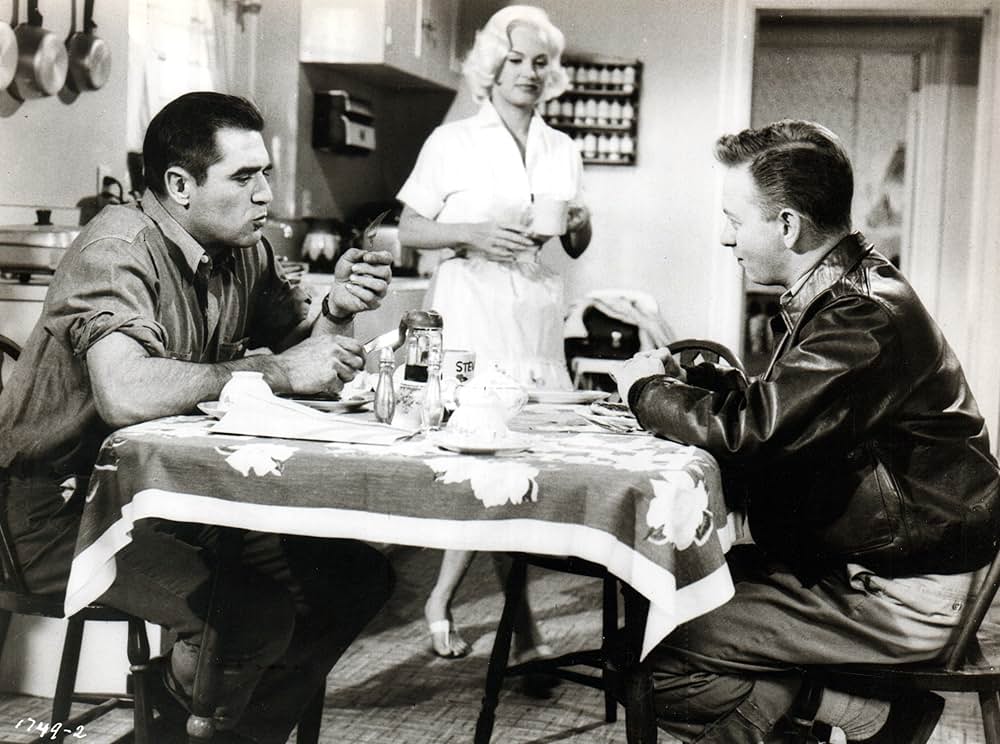 私刑（リンチ）街の画像