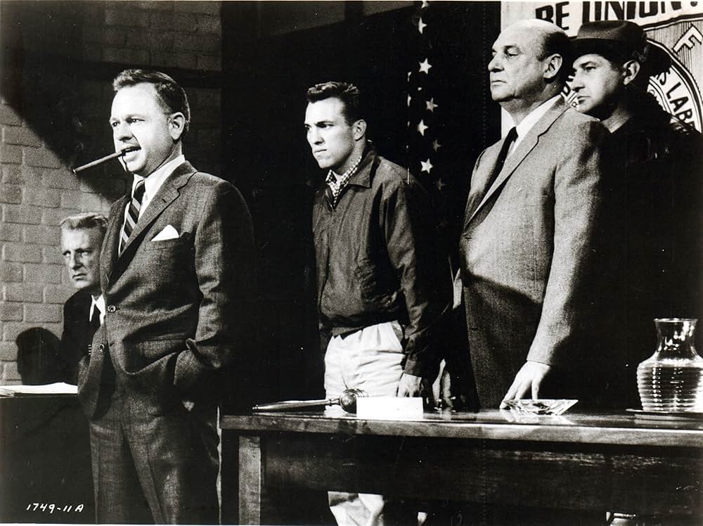 私刑（リンチ）街の画像