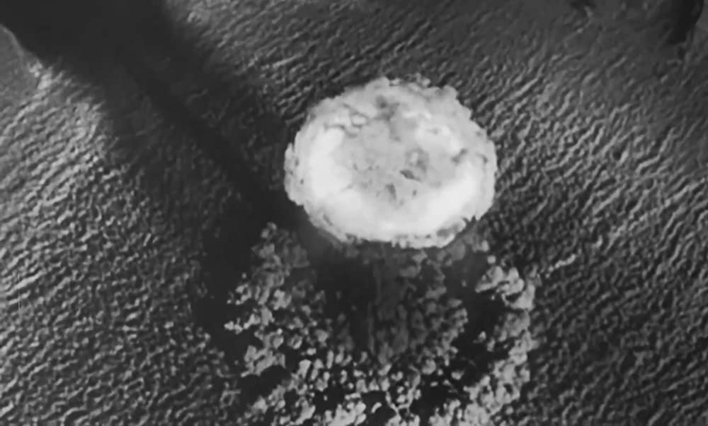 「博士の異常な愛情 または私は如何にして心配するのを止めて水爆を愛するようになったか」の画像