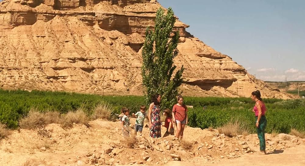 太陽と桃の歌の画像