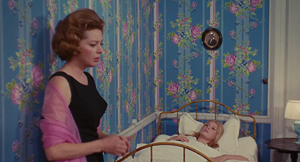 「シェルブールの雨傘」カトリーヌ・ドヌーブ & アンヌ・ベルノンの画像