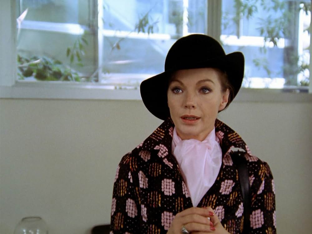 デビルズ・ドッグ／エクソシストVS悪魔の全裸美女の画像