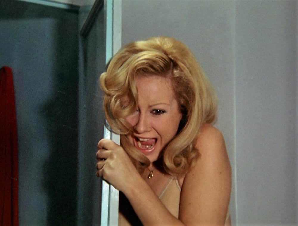 デビルズ・ドッグ／エクソシストVS悪魔の全裸美女の画像