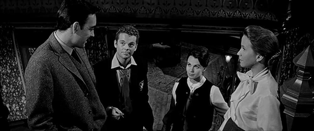 「たたり」クレア・ブルーム & ジュリー・ハリス & リチャード・ジョンソン & ラス・タンブリンの画像