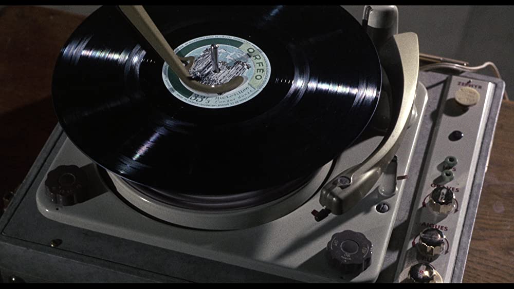 「シャレード」ケイリー・グラント & オードリー・ヘプバーンの画像