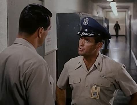 ミサイル空爆戦隊の画像