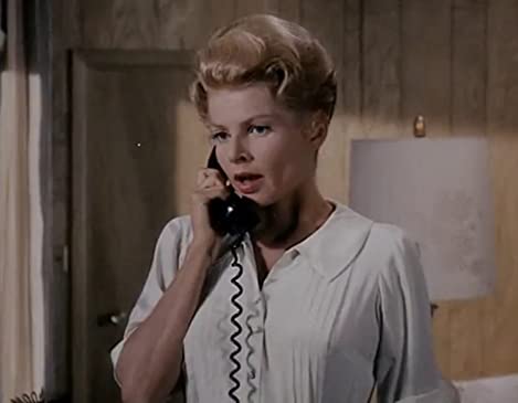 ミサイル空爆戦隊の画像