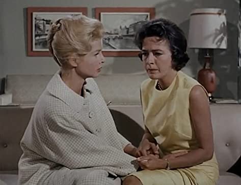 ミサイル空爆戦隊の画像