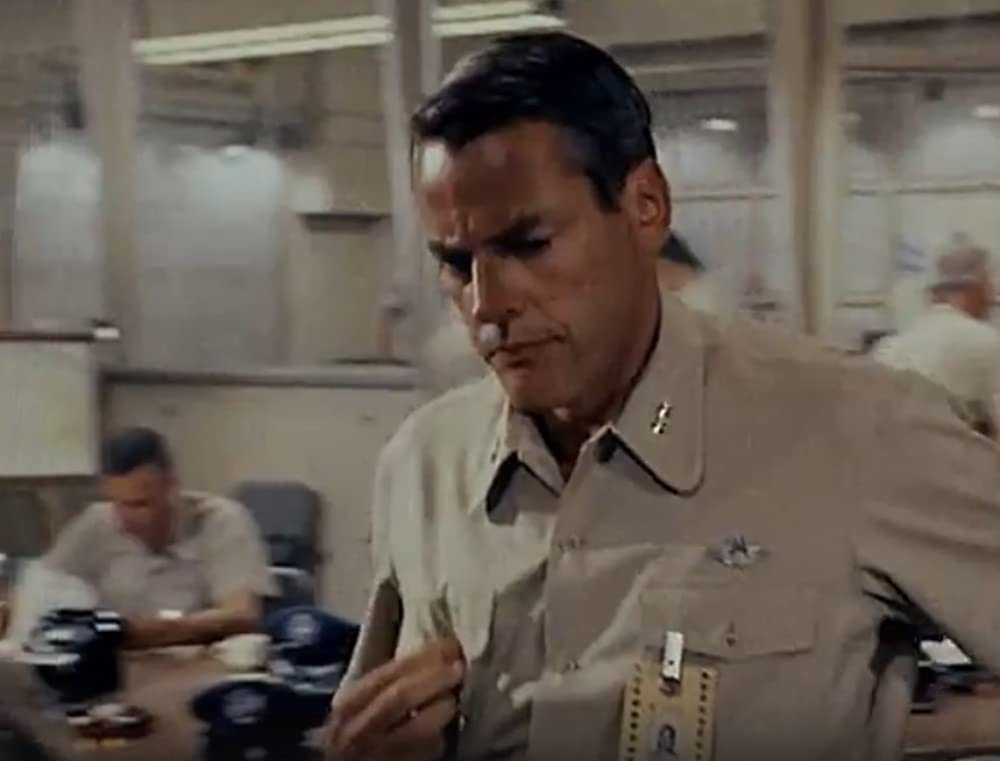 ミサイル空爆戦隊の画像