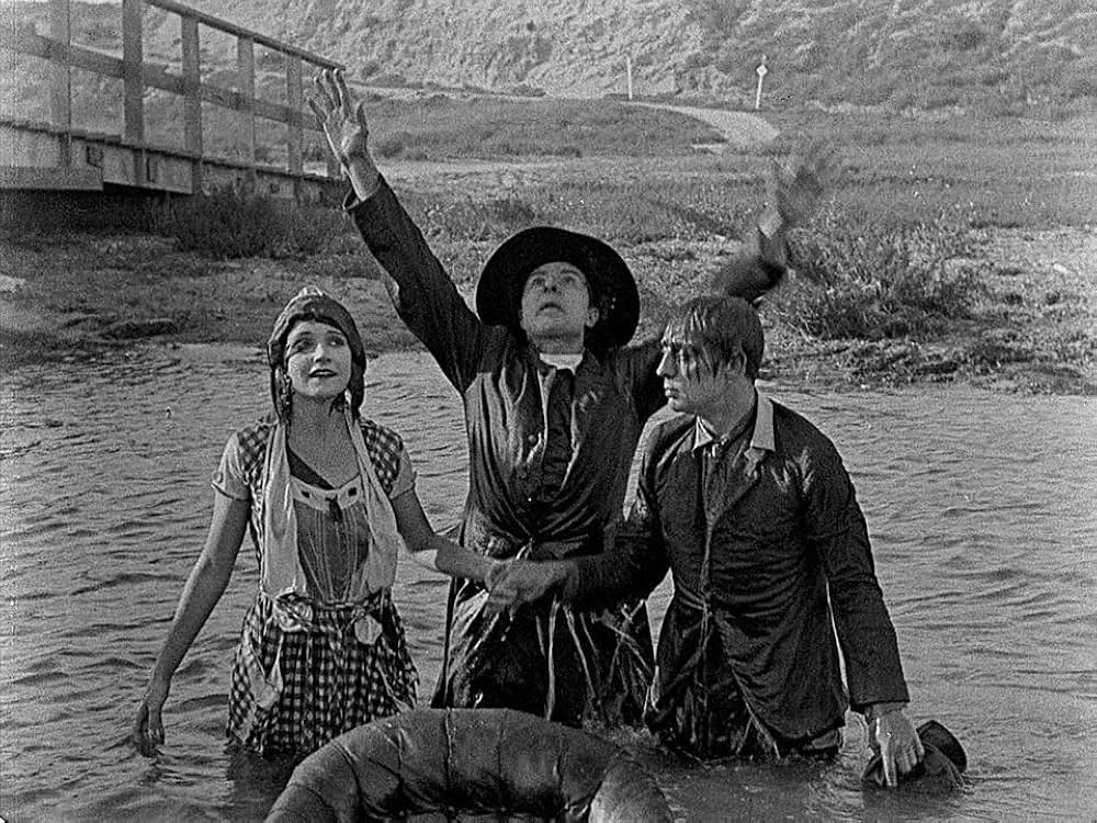 キートンの案山子／キートンのスケアクロウの画像