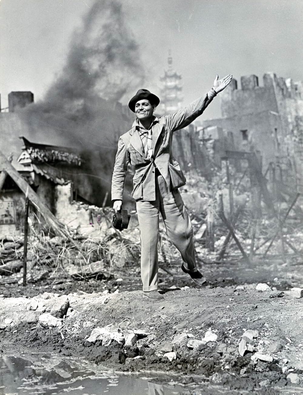 地球を駆ける男の画像