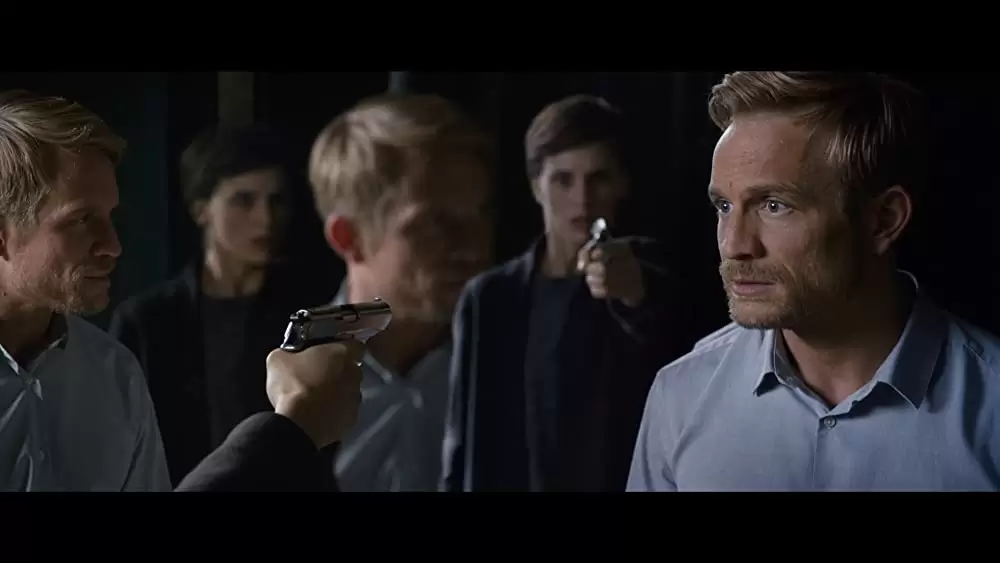 「2重螺旋の恋人」ジェレミー・レニエ & マリーヌ・バクトの画像