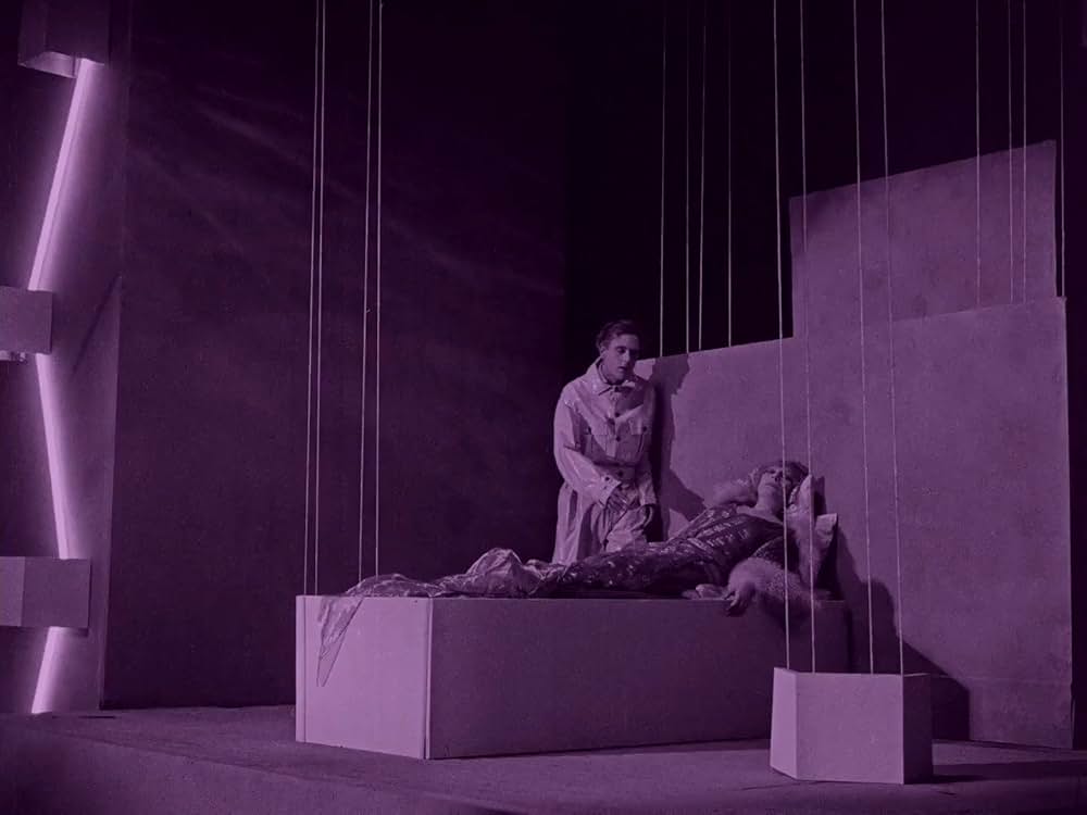 人でなしの女の画像