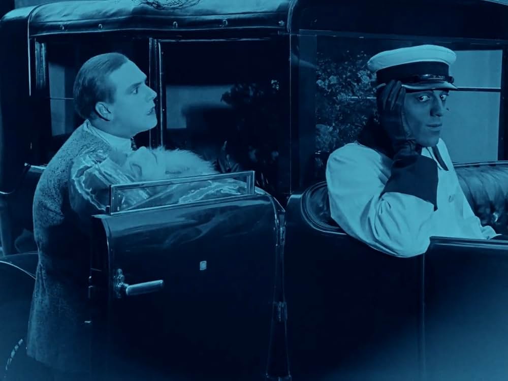 人でなしの女の画像