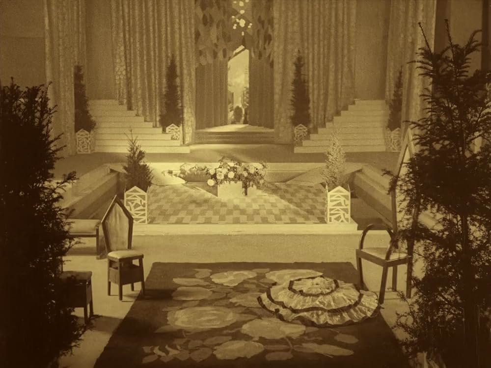 人でなしの女の画像