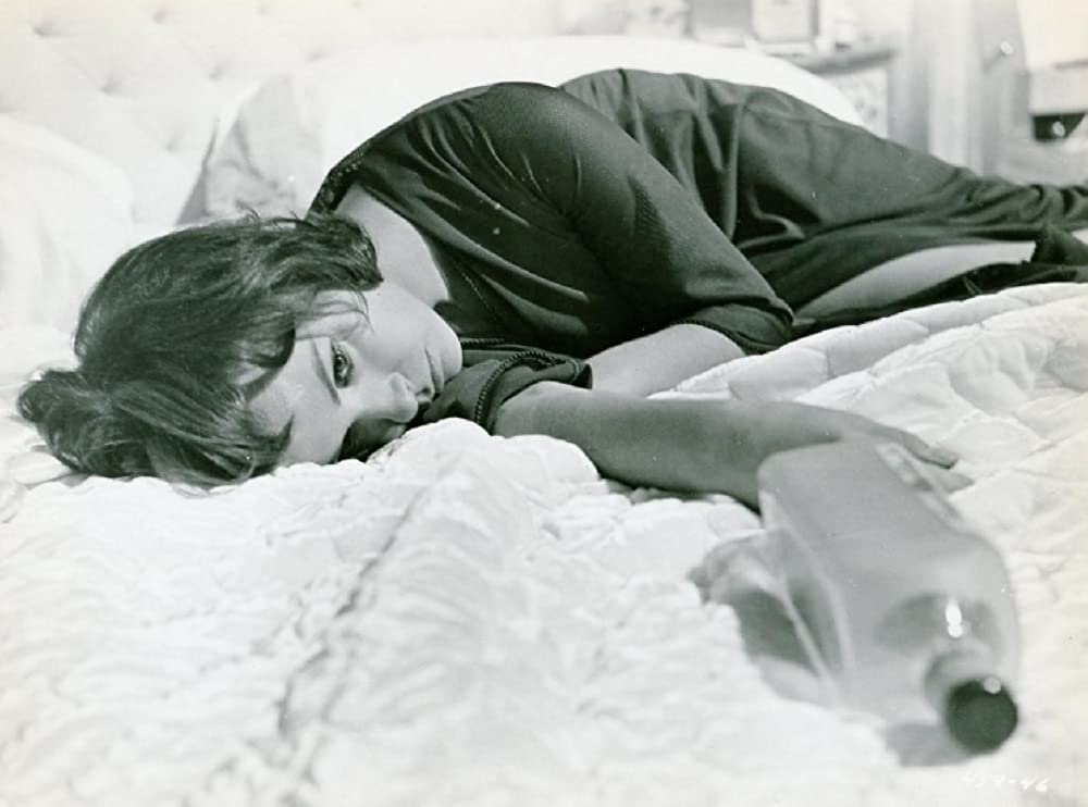 「チャップマン報告（レポート）」クレア・ブルームの画像