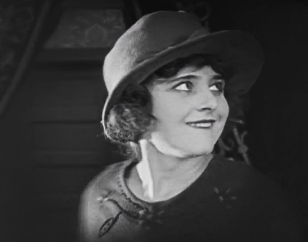 キートンのハイ・サインの画像