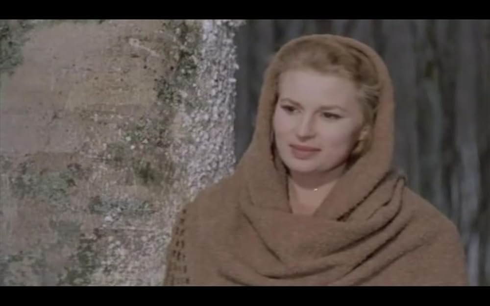 人間と狼の画像