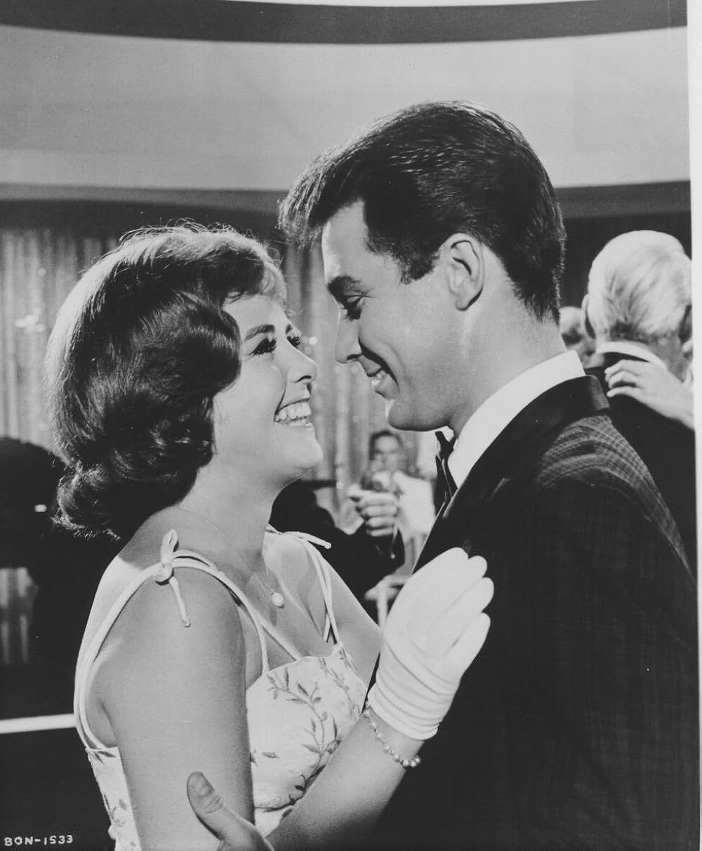 「パリよ、こんにちは！」の画像