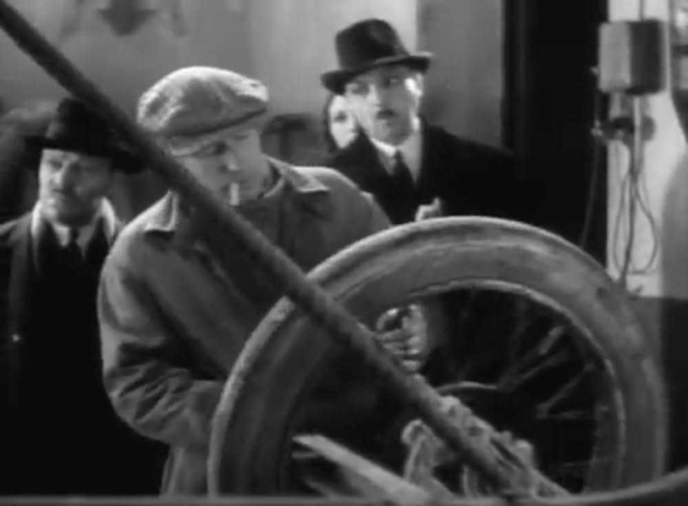 十字路の夜の画像