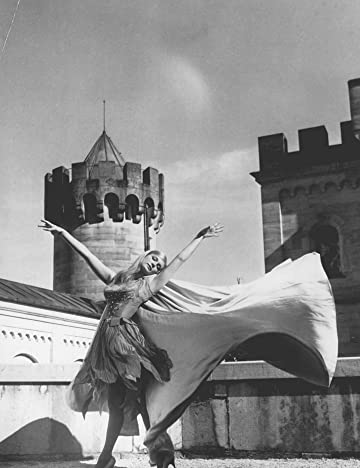 不思議な世界の物語の画像