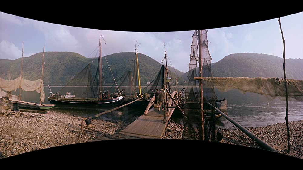 不思議な世界の物語の画像