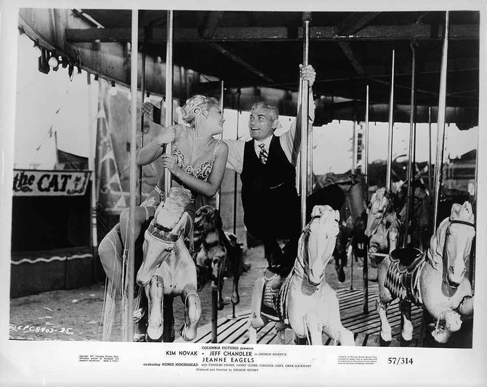 女ひとりの画像