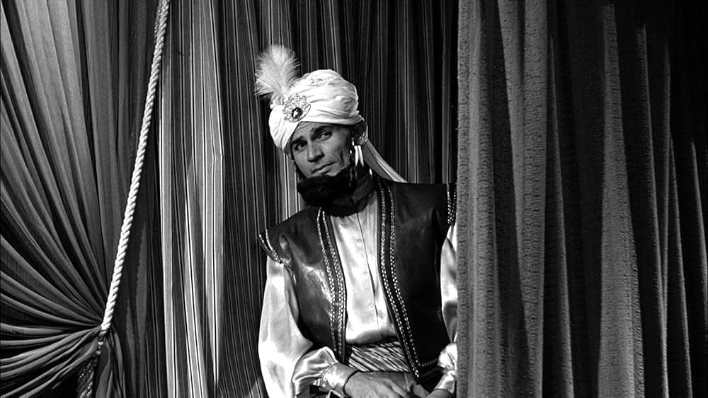 女ひとりの画像