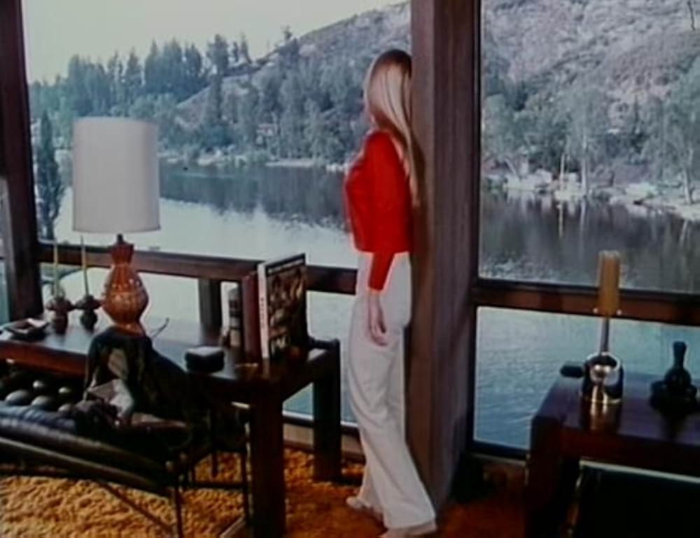 女子大生 悪魔の体験入学の画像