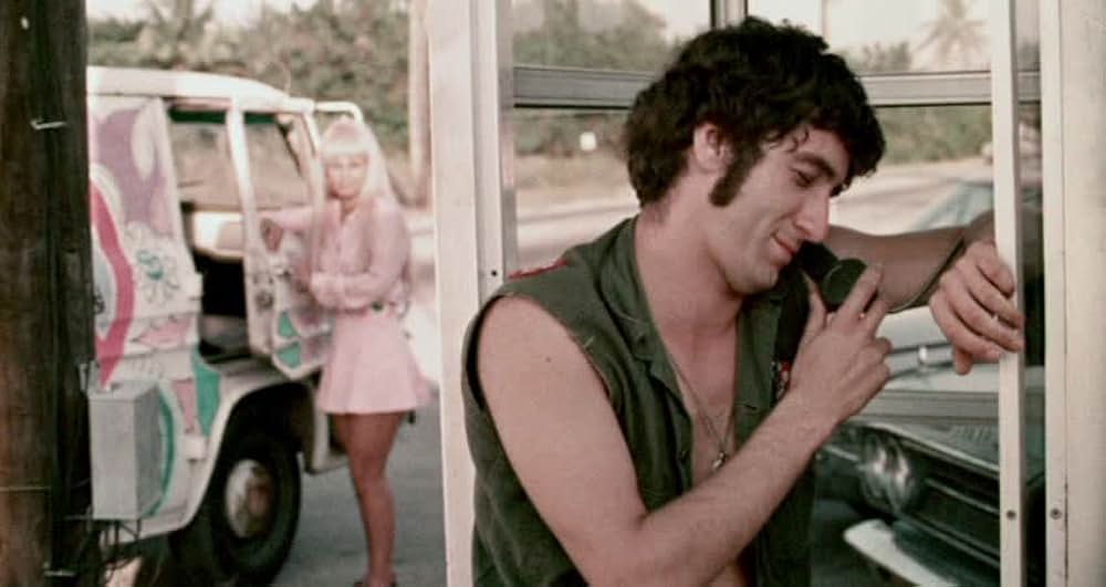 女装ドロ マーサおばさん、ただいま手配中の画像