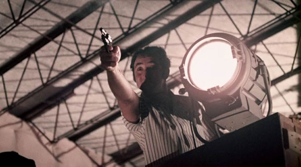 女装ドロ マーサおばさん、ただいま手配中の画像