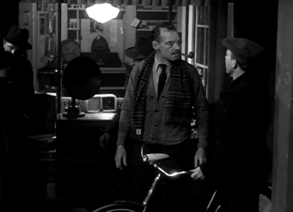 朝はまだ来ないの画像