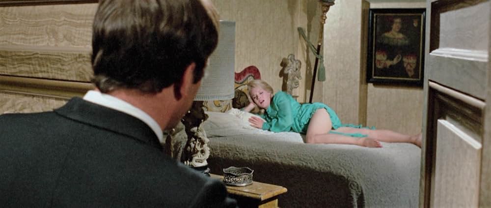 甘く危険な女の画像