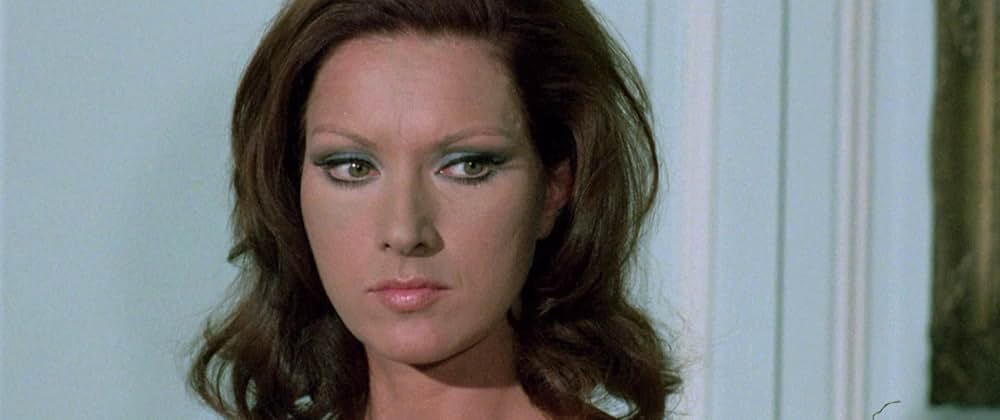 甘く危険な女の画像