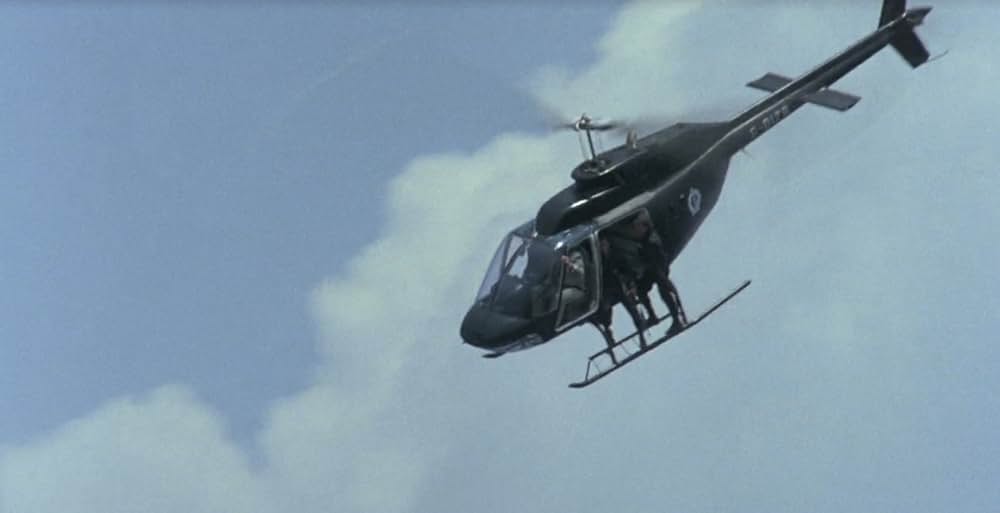 地獄の女囚コマンドの画像