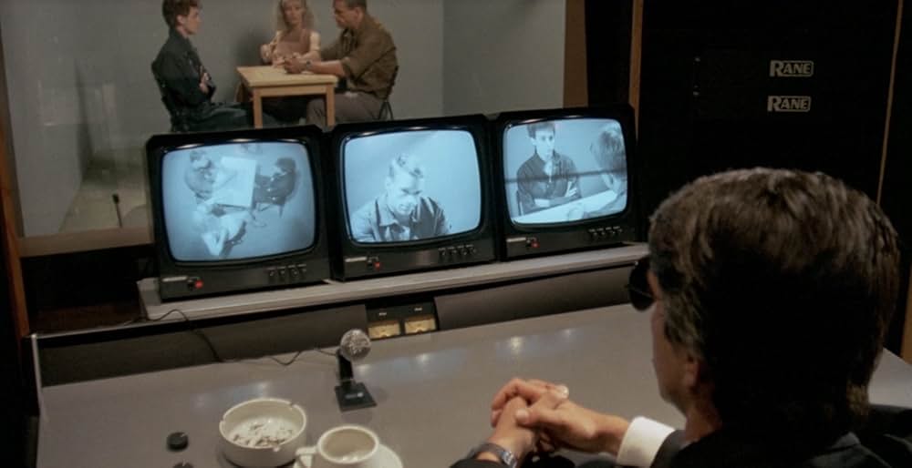 地獄の女囚コマンドの画像