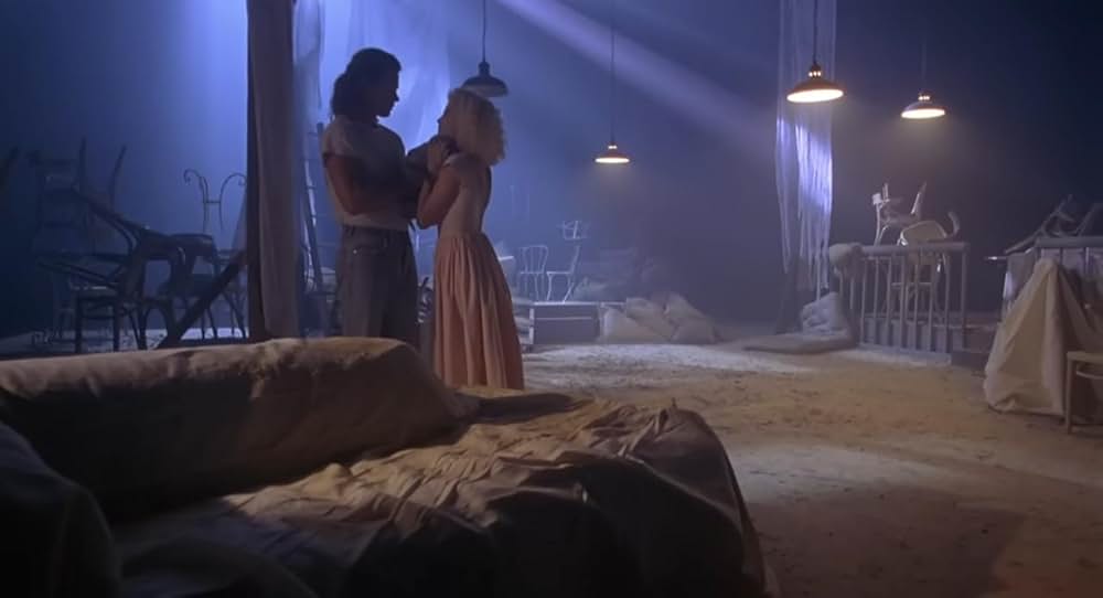 トゥー・ムーンの画像