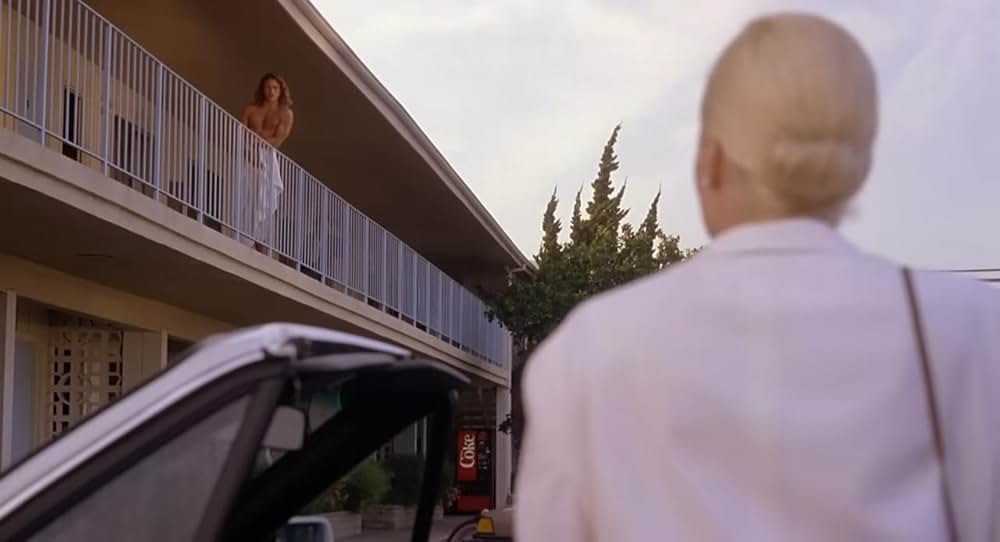 トゥー・ムーンの画像