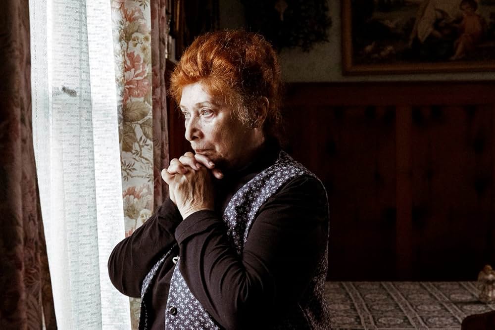 ストレンジ・ハウス: 呪われた家の秘密の画像