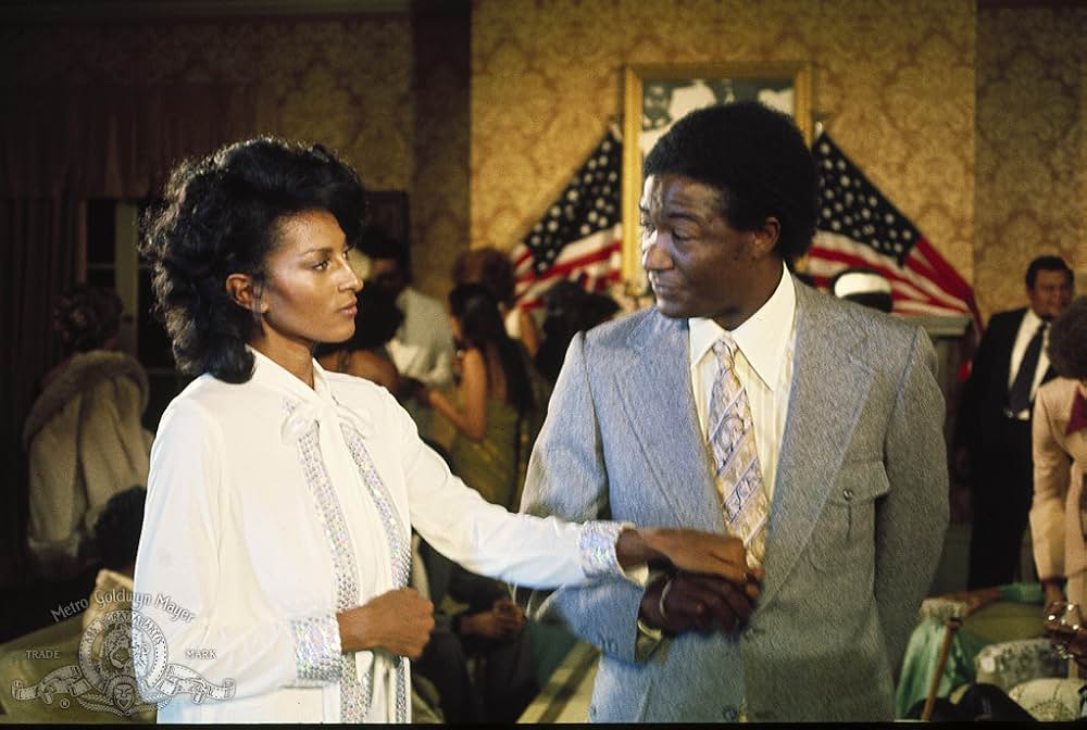 女記者フライデー／謎の暗殺計画の画像